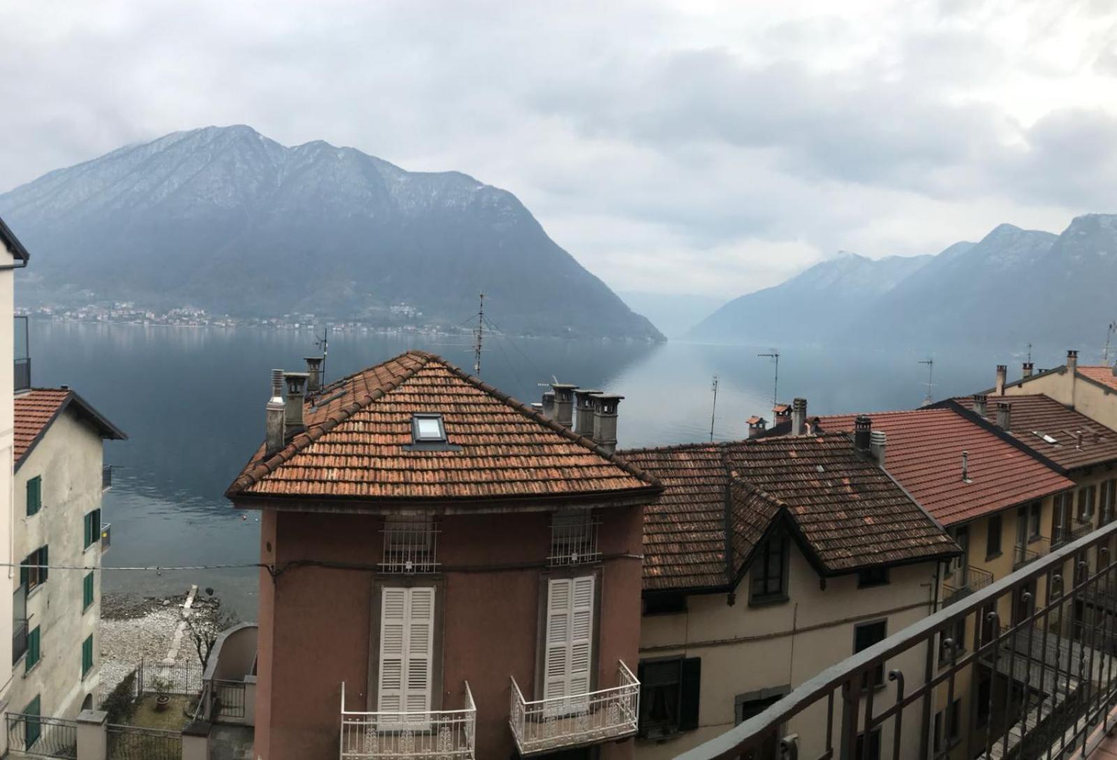 The Romantic Village House - Apartments With Lake View Colonno Buitenkant foto