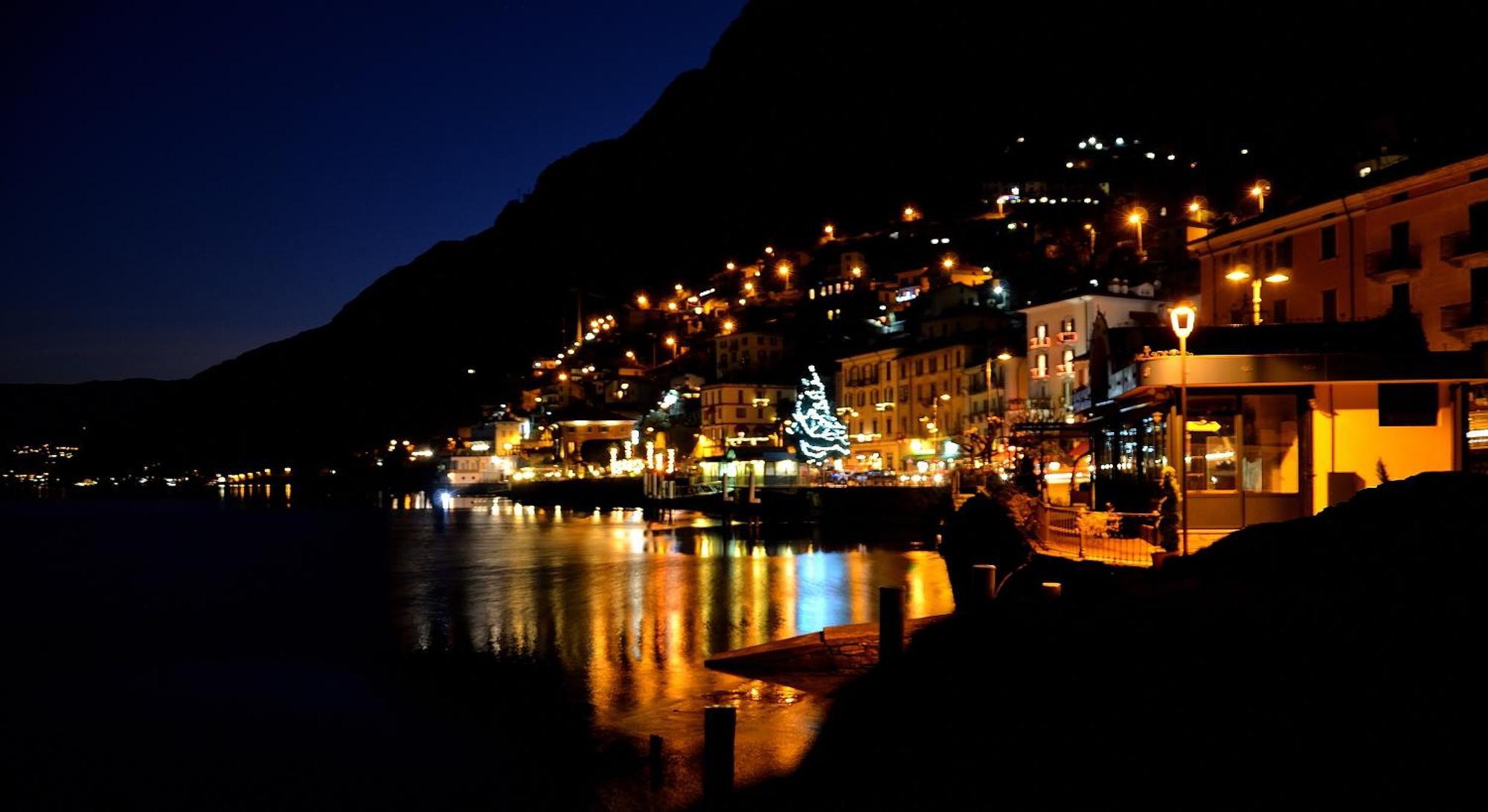 The Romantic Village House - Apartments With Lake View Colonno Buitenkant foto